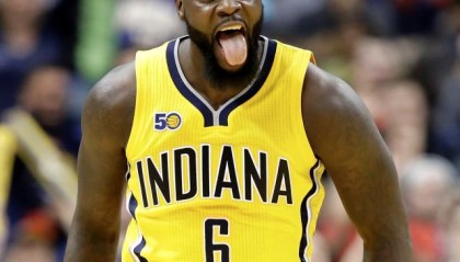 开云体育中国-先轰30分再送生涯新高14助攻！史蒂芬森：回家真好