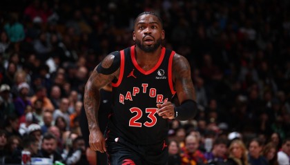 开云体育中国-13助攻生涯新高！谢德：英格拉姆只获得13次出手 这是我的问题